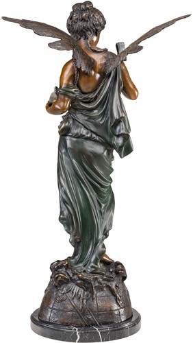 Signed Ruby Bailey Statue-3