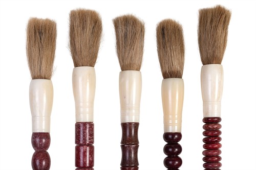 Brush Small Set of 10 Ruby *-3