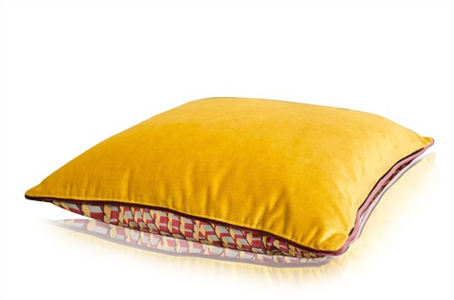 Set of 2 Studio C Cushions Cubes Design *-3