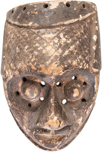 Pwoom Itok Mask