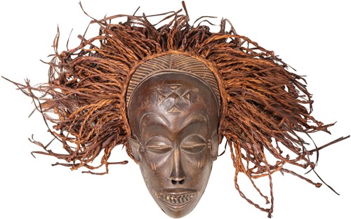 Mwana Pwo Mask