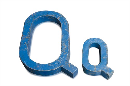 Q letter 100 cm *