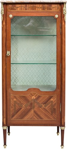 Louis XVI Vitrine
