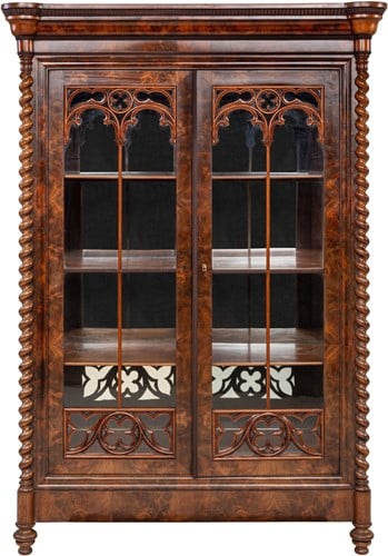 Biedermeier Silvercloset