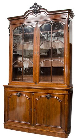 Louis Philip Vitrine