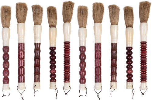 Brush Small Set of 10 Ruby *
